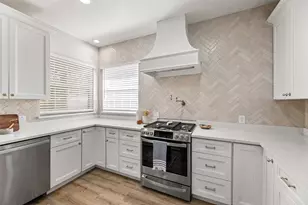 4220 Crescent Dr, Flower Mound, TX 75028 - Photo 13