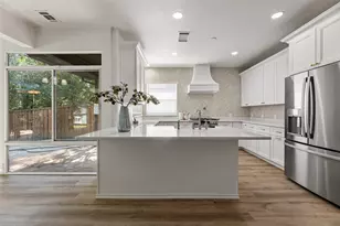 4220 Crescent Dr, Flower Mound, TX 75028 - Photo 11