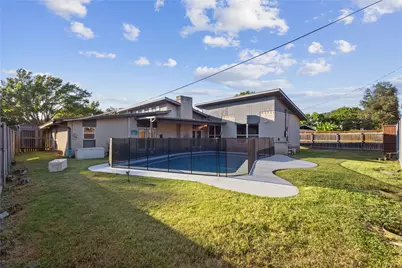 12218 Treeview Lane, Farmers Branch, TX 75234 - Photo 5