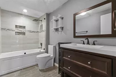 12218 Treeview Lane, Farmers Branch, TX 75234 - Photo 15