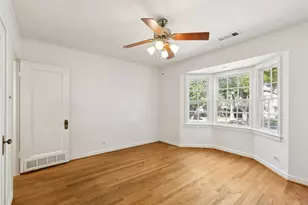 926 Salmon Dr, Dallas, TX 75208 - Photo 15