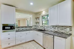 7115 Westover Dr, Granbury, TX 76049 - Photo 11