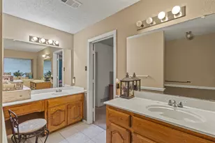 853 Woodridge Cir, DeSoto, TX 75115 - Photo 13