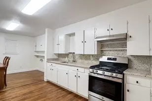 9046 Dorinda Cir, Dallas, TX 75217 - Photo 11