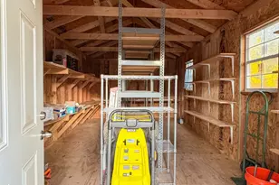 9046 Dorinda Cir, Dallas, TX 75217 - Photo 19