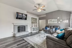 10508 Aransas Dr, Fort Worth, TX 76131 - Photo 7