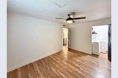 4811 Live Oak Street #202, Dallas, TX 75204 - Photo 13