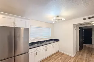 4811 Live Oak St, Dallas, TX 75204 - Photo 7