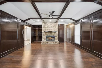 3633 Ridgewood Drive, Grand Prairie, TX 75052 - Photo 3