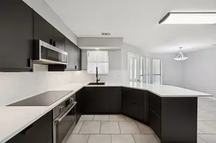 3633 Ridgewood Dr, Grand Prairie, TX 75052 - Photo 17