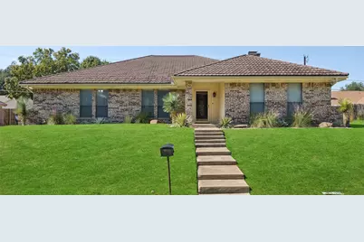 3633 Ridgewood Drive, Grand Prairie, TX 75052 - Photo 1