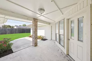 3633 Ridgewood Dr, Grand Prairie, TX 75052 - Photo 35