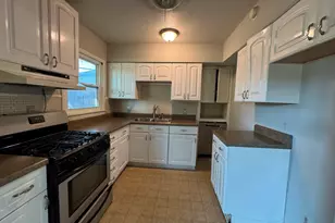 200 SW Moody St, Burleson, TX 76028 - Photo 17