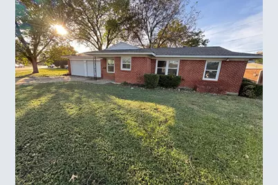 200 SW Moody Street, Burleson, TX 76028 - Photo 3