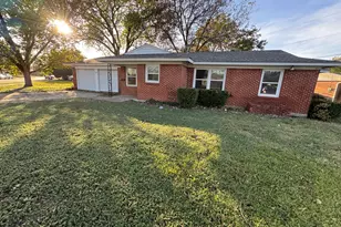 200 SW Moody St, Burleson, TX 76028 - Photo 3