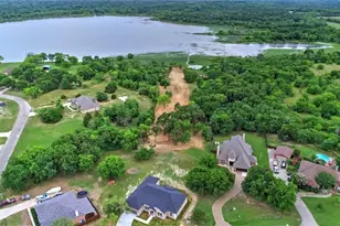 10560 Lago Vista, Quinlan, TX 75474 - Photo 3