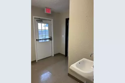 1910 W Henderson Street, Cleburne, TX 76033 - Photo 19