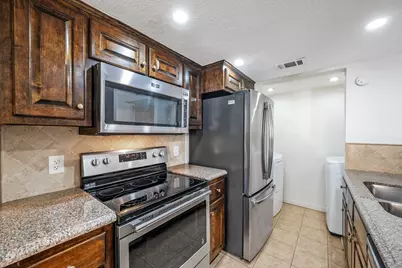 1837 Amber Lane, Carrollton, TX 75007 - Photo 3