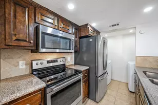 1837 Amber Ln, Carrollton, TX 75007 - Photo 3