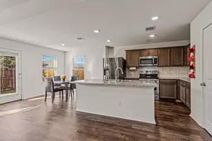 1901 Yale St, Farmersville, TX 75442 - Photo 9