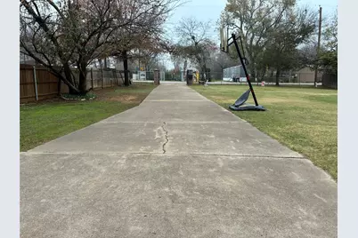 8430 Retta Mansfield Road, Mansfield, TX 76063 - Photo 3