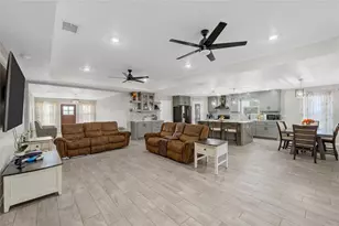 499 Benevolence, China Spring, TX 76633 - Photo 5