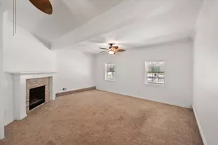 344 Bedford Ct E, Bedford, TX 76022 - Photo 13