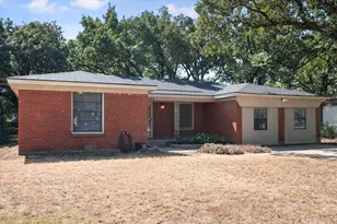 344 Bedford Ct E, Bedford, TX 76022 - Photo 5