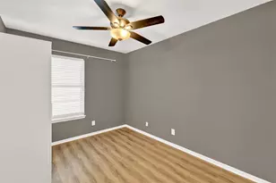 902 Plum St, Sanger, TX 76266 - Photo 15