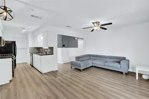 902 Plum St, Sanger, TX 76266 - Photo 7