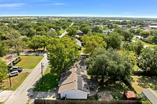 902 Plum St, Sanger, TX 76266 - Photo 25