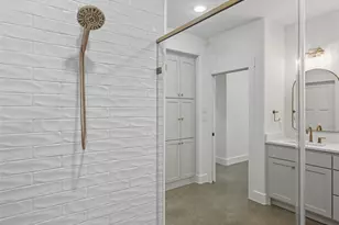 100 Cardinal Woods Ct, Granbury, TX 76049 - Photo 29