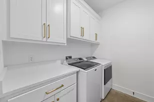 100 Cardinal Woods Ct, Granbury, TX 76049 - Photo 31