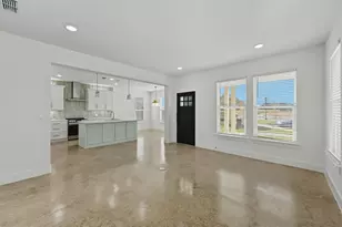 100 Cardinal Woods Ct, Granbury, TX 76049 - Photo 5