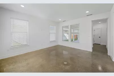 100 Cardinal Woods Court, Granbury, TX 76049 - Photo 19