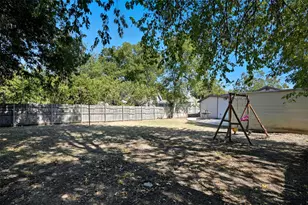 5170 Erath St, Fort Worth, TX 76119 - Photo 25