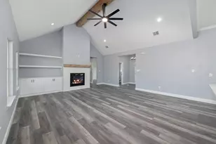 1017 Don Eve Ct, Azle, TX 76020 - Photo 3