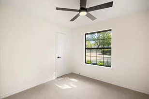 8906 Monticello Dr, Granbury, TX 76049 - Photo 17