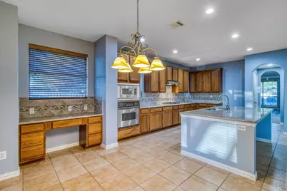 2379 Merlin Drive, Grand Prairie, TX 75052 - Photo 9