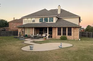 2379 Merlin Dr, Grand Prairie, TX 75052 - Photo 25