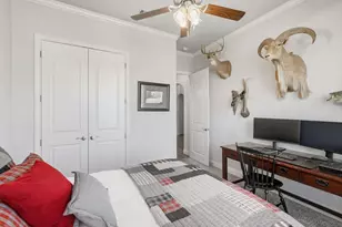 900 Pate St, Granbury, TX 76048 - Photo 23