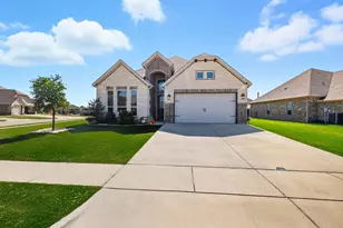 900 Pate St, Granbury, TX 76048 - Photo 31