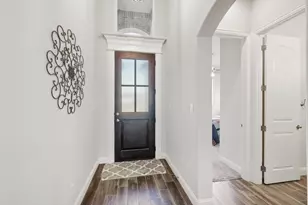 900 Pate St, Granbury, TX 76048 - Photo 5