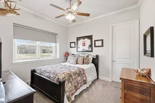 900 Pate St, Granbury, TX 76048 - Photo 15