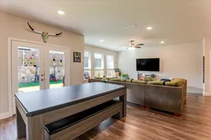 8225 Manx Pt, Godley, TX 76044 - Photo 7