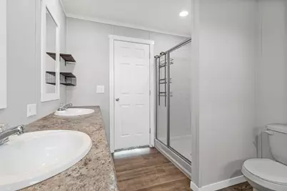 637 Lois Circle, Granbury, TX 76049 - Photo 17