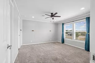 637 Lois Cir, Granbury, TX 76049 - Photo 13