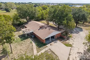 324 County Rd 904, Joshua, TX 76058 - Photo 3