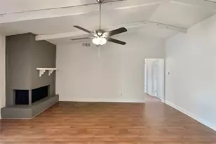 2021 Brentwood Ln, Carrollton, TX 75006 - Photo 3