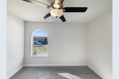 2021 Brentwood Lane, Carrollton, TX 75006 - Photo 15